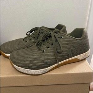 NoBull army ivory gum trainers men’s size 9.5.